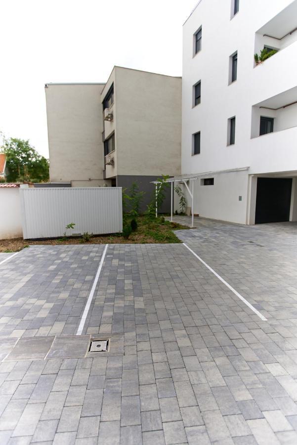 شقة Starlight Bronze Szeged- Exclusive المظهر الخارجي الصورة